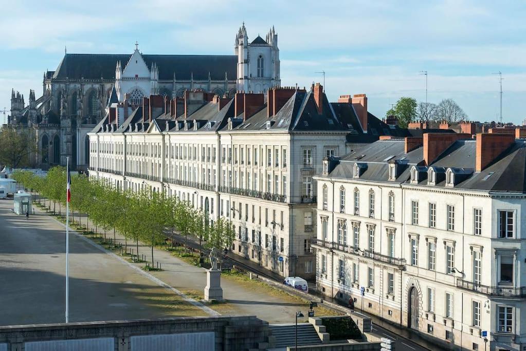 Grande Chambre Independante, Charme, Calme Sur Jardin, Nantes Centre, Acces Prive Par Escalier De L'Immeuble, Sdb & Wc Prives, 10 Minutes Gare Et Palais Des Congres Экстерьер фото